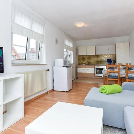 Ferienwohnungen Im Haus Lieblingskoje Neuharlingersiel Buitenkant foto