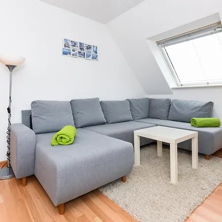 Ferienwohnungen Im Haus Lieblingskoje Neuharlingersiel Buitenkant foto